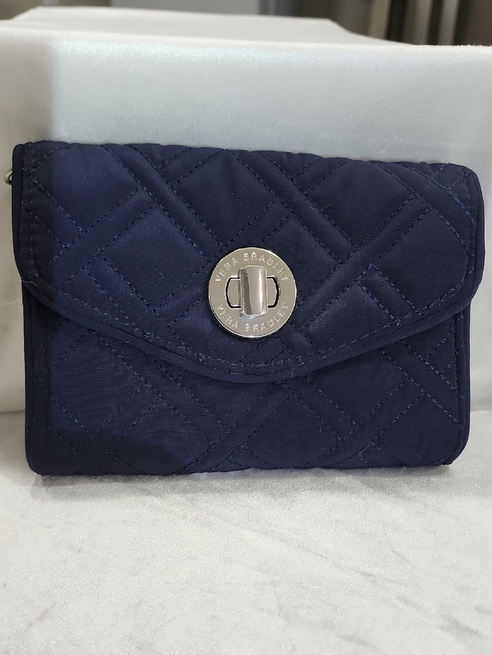 VERA BRADLEY | Navy Turn Lock Closure Wallet